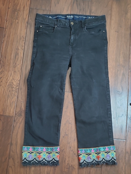 Rafaella Denim - Rafaella Black Cropped Jeans with Colorful Embroidered Fringe Cuffs size 12